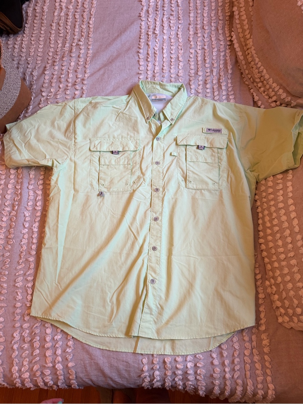 Columbia Men's Short-Sleeve Button Front Shirt in Light Lime Green